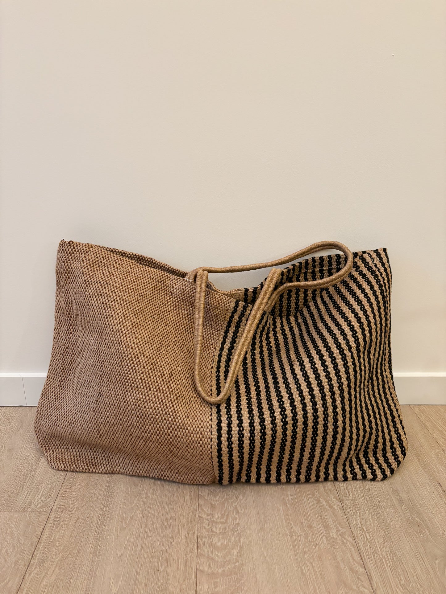 Jute bag small black stripe
