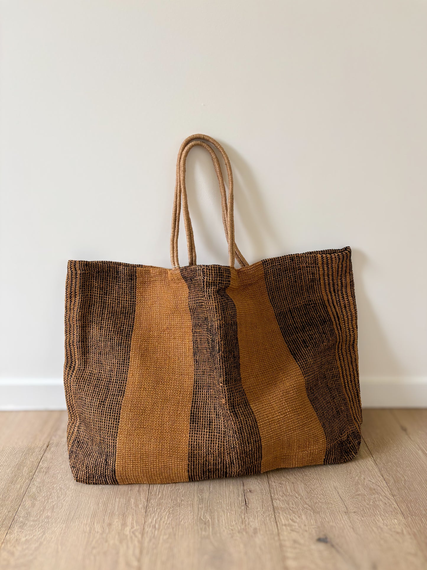 Jute bag black stripe