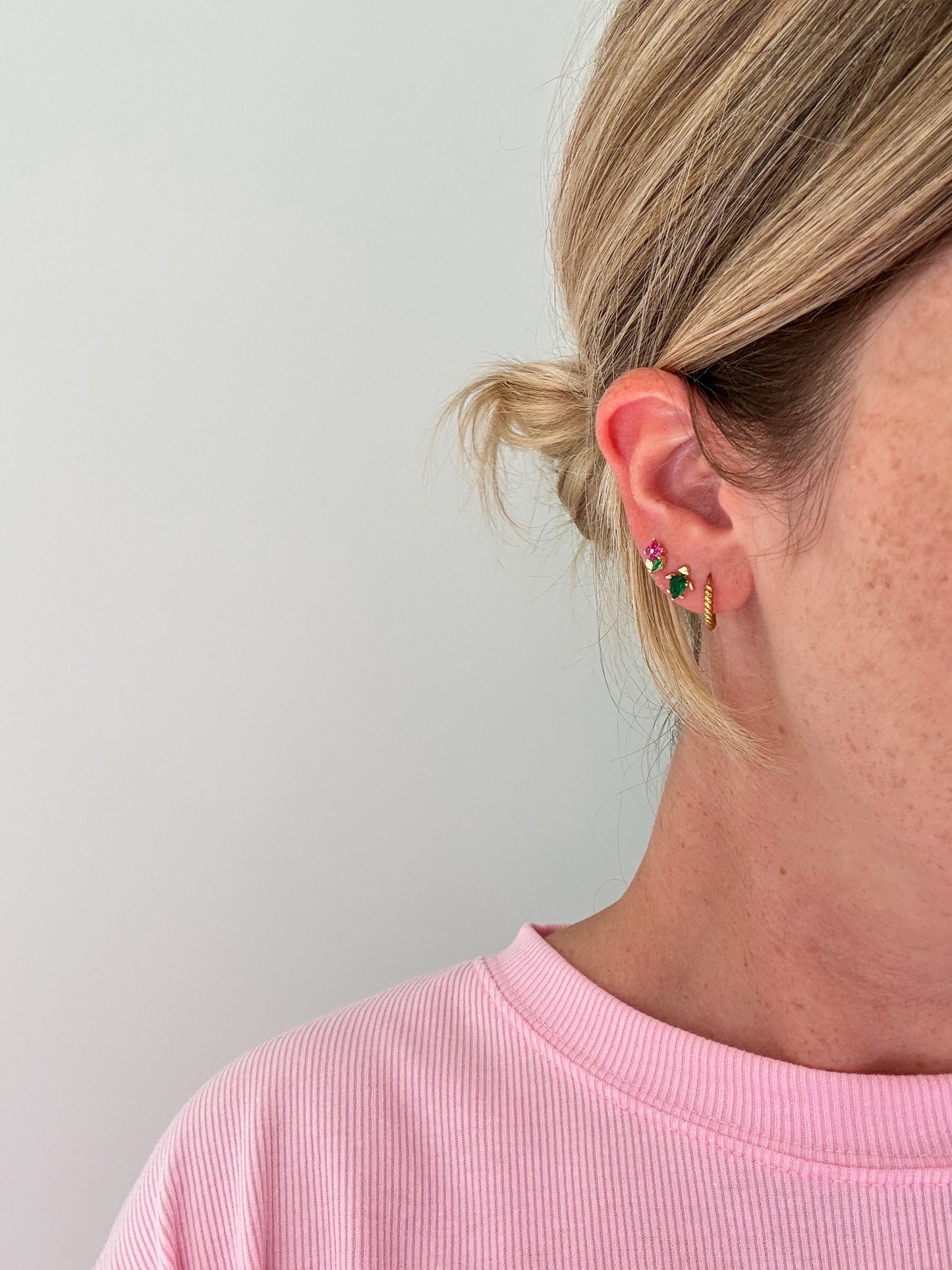 Turtle earstud