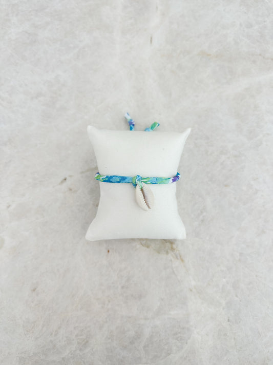 Shell - flower bracelet
