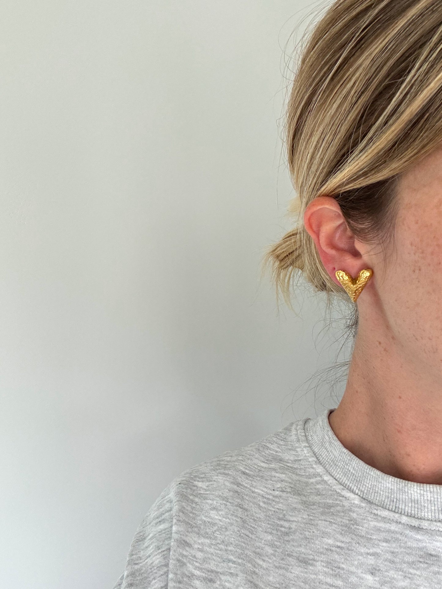 Heart studs