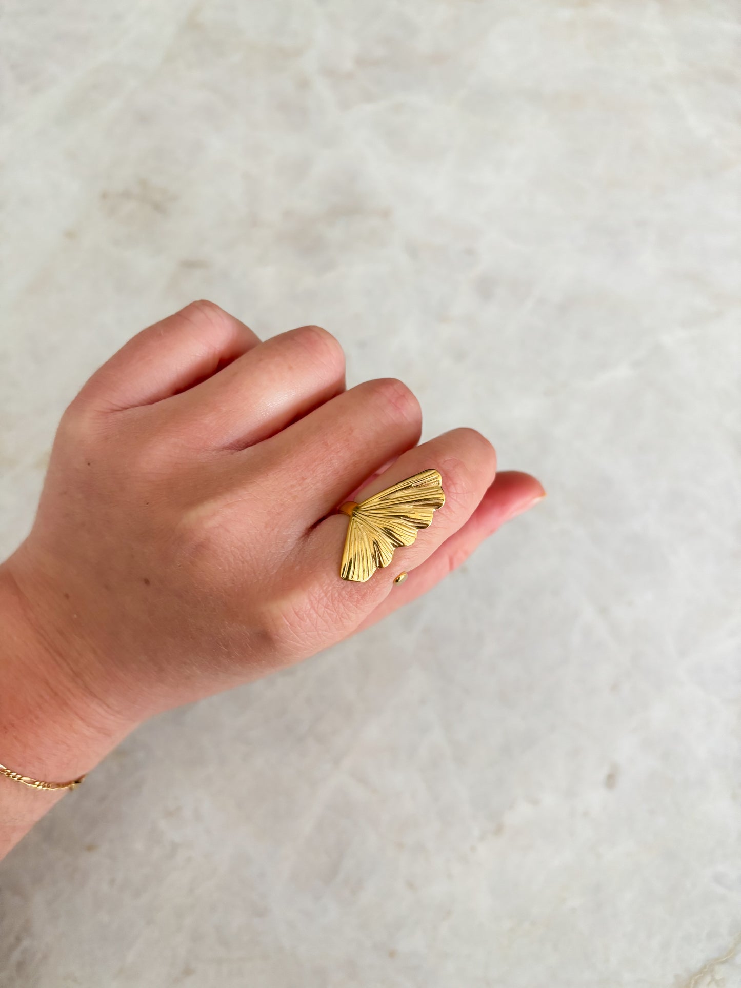 Leaf ring