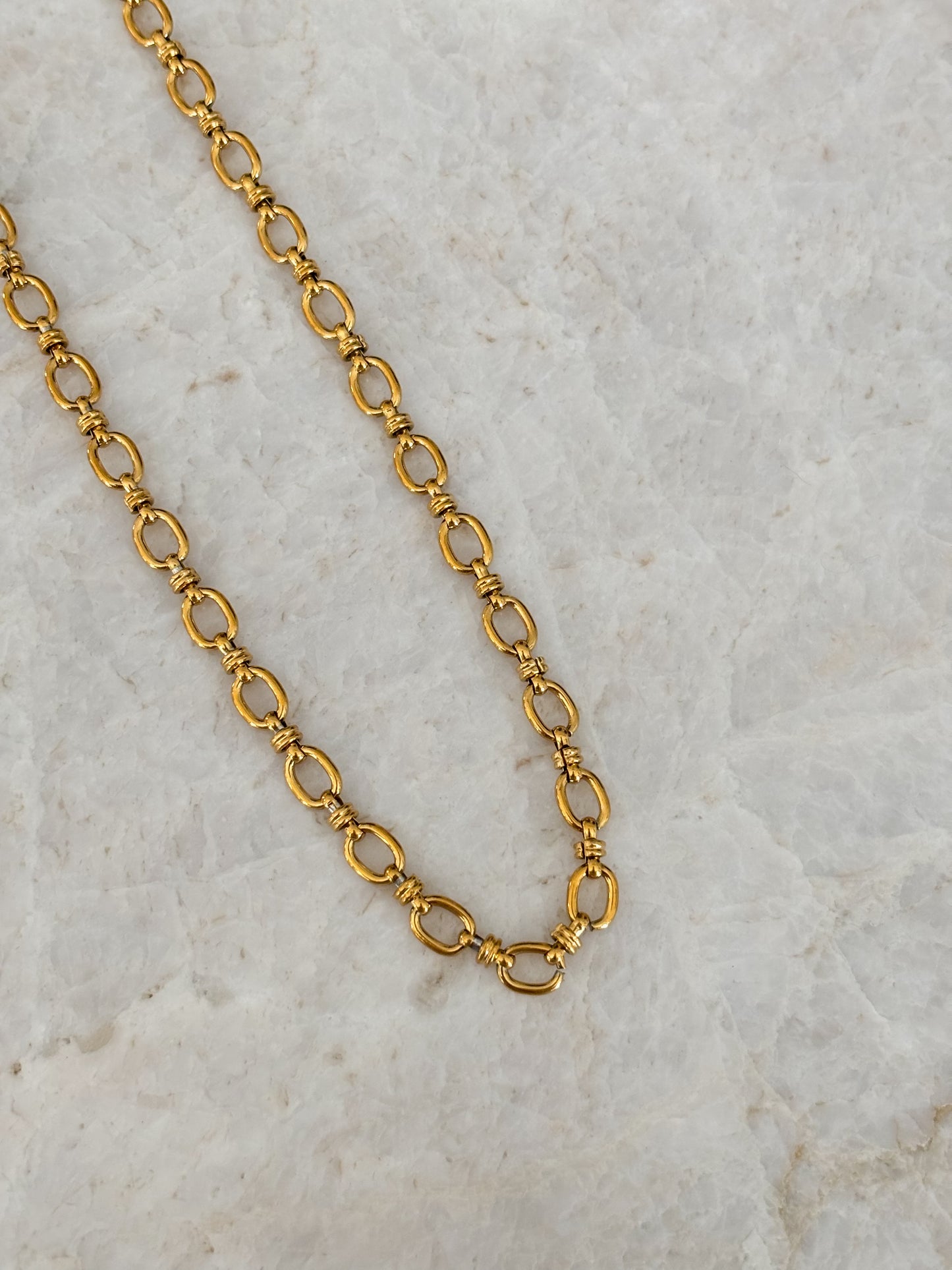 Jules necklace