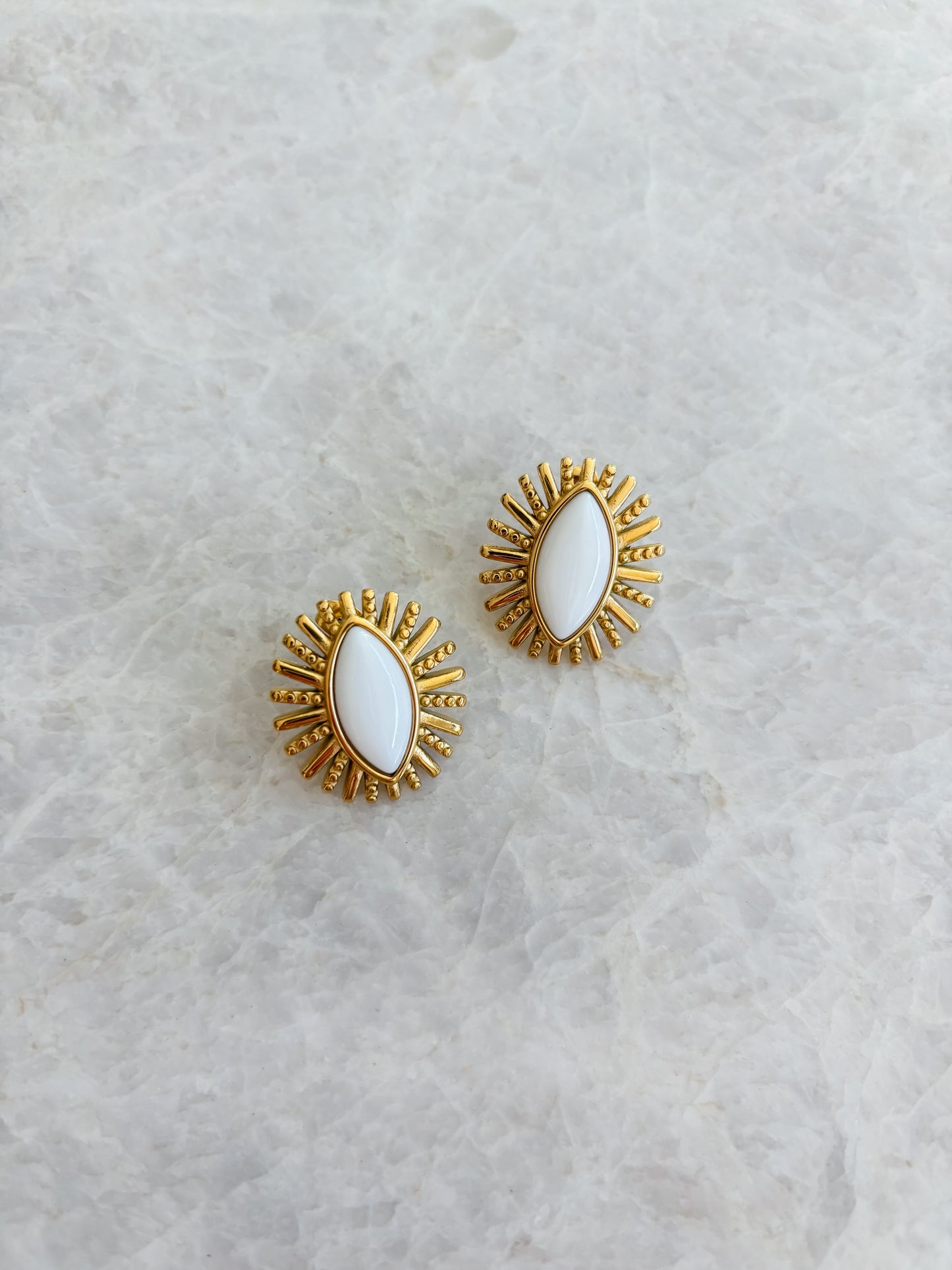 Sunflower studs