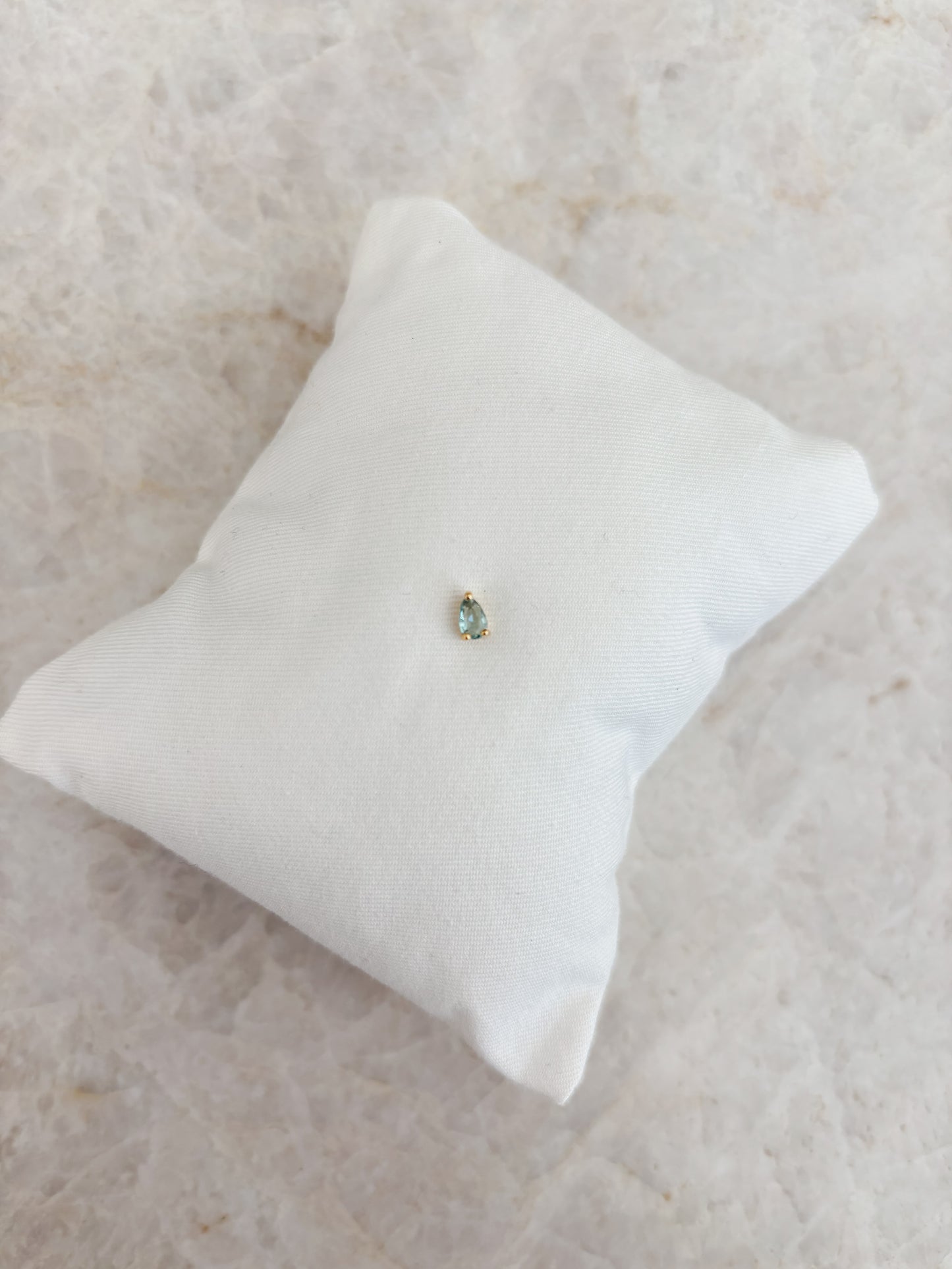 Drop earstud - light blue