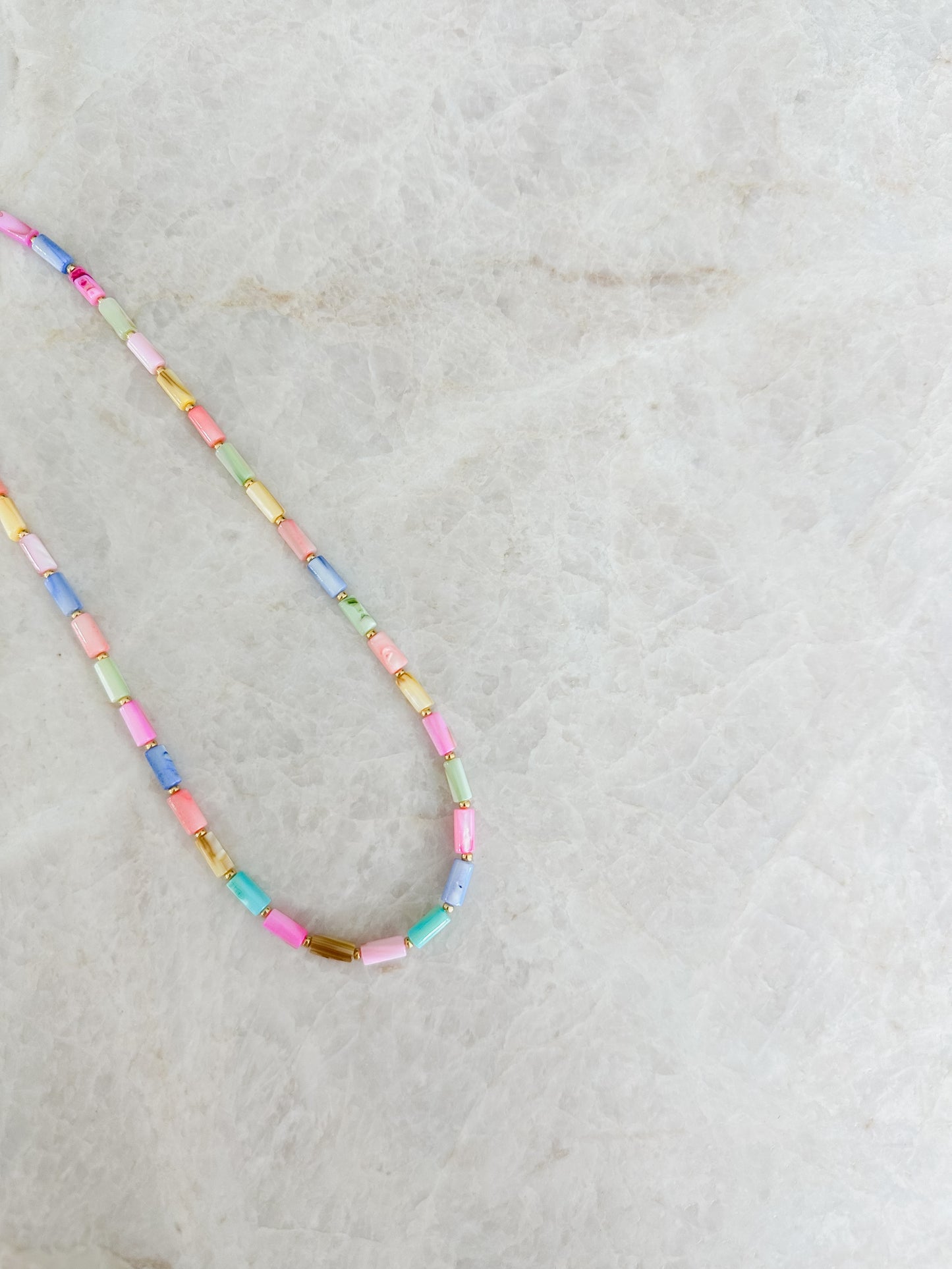 Shell necklace - pastel