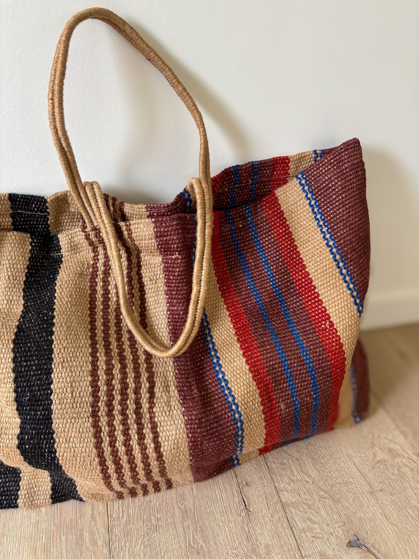 Jute bag brown and red stripe