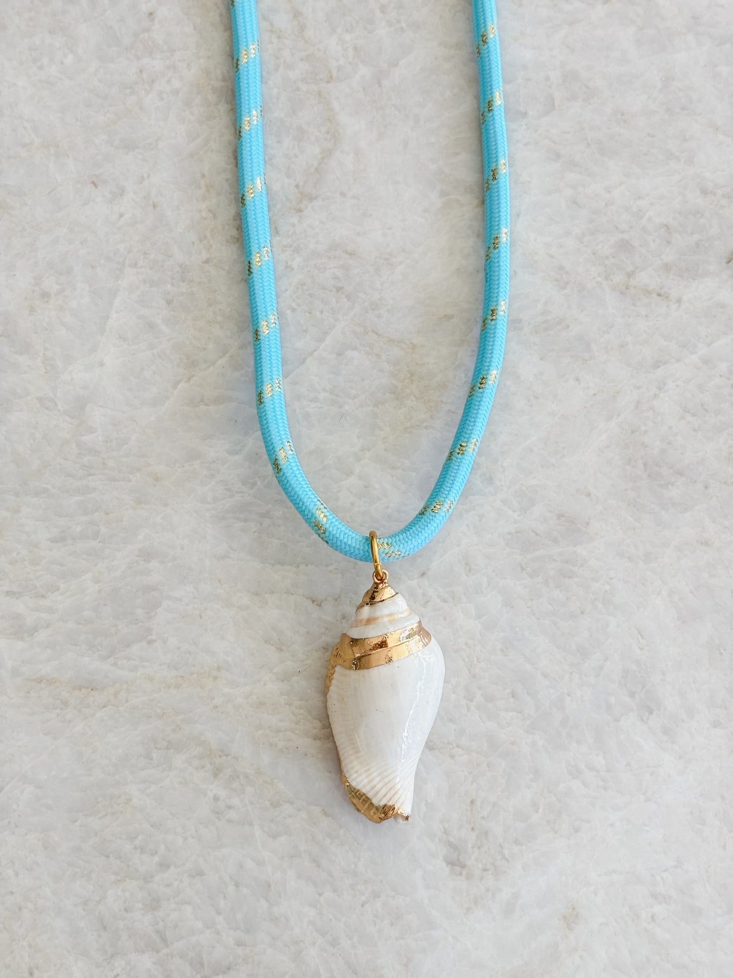 Shell surf cord necklace - blue