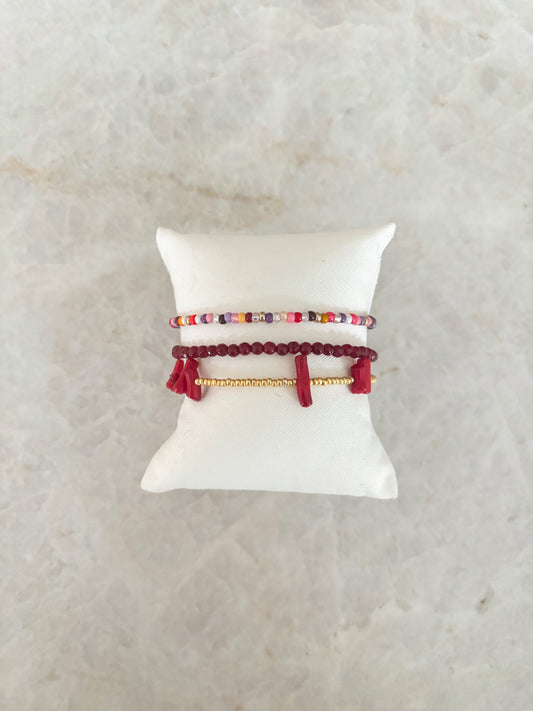 Gold & red chipstone bracelet