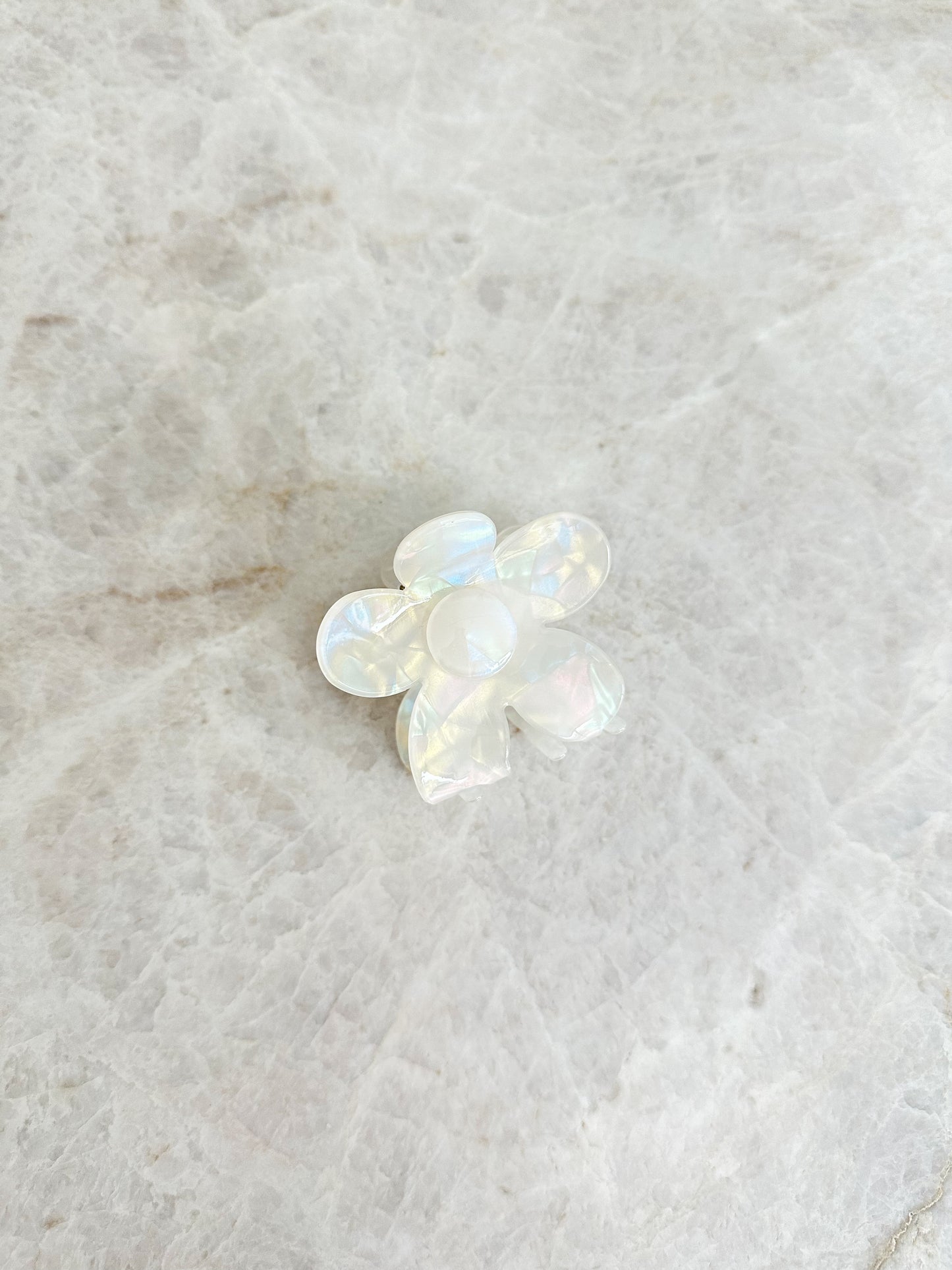 Flower hairclip