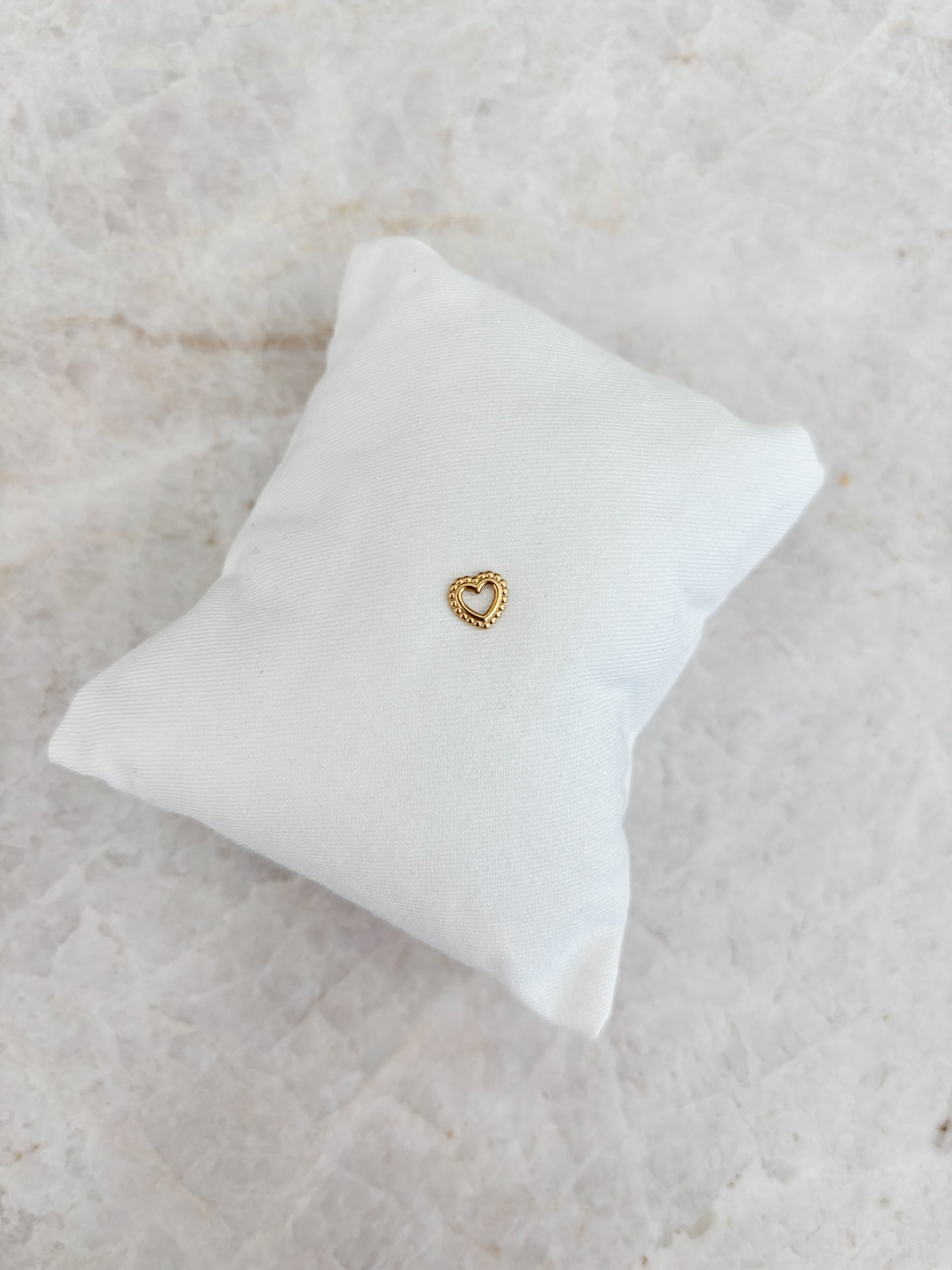 Heart earstud