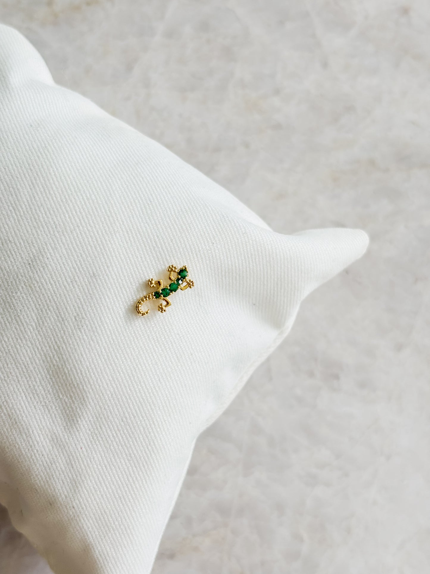 Lizard earstud