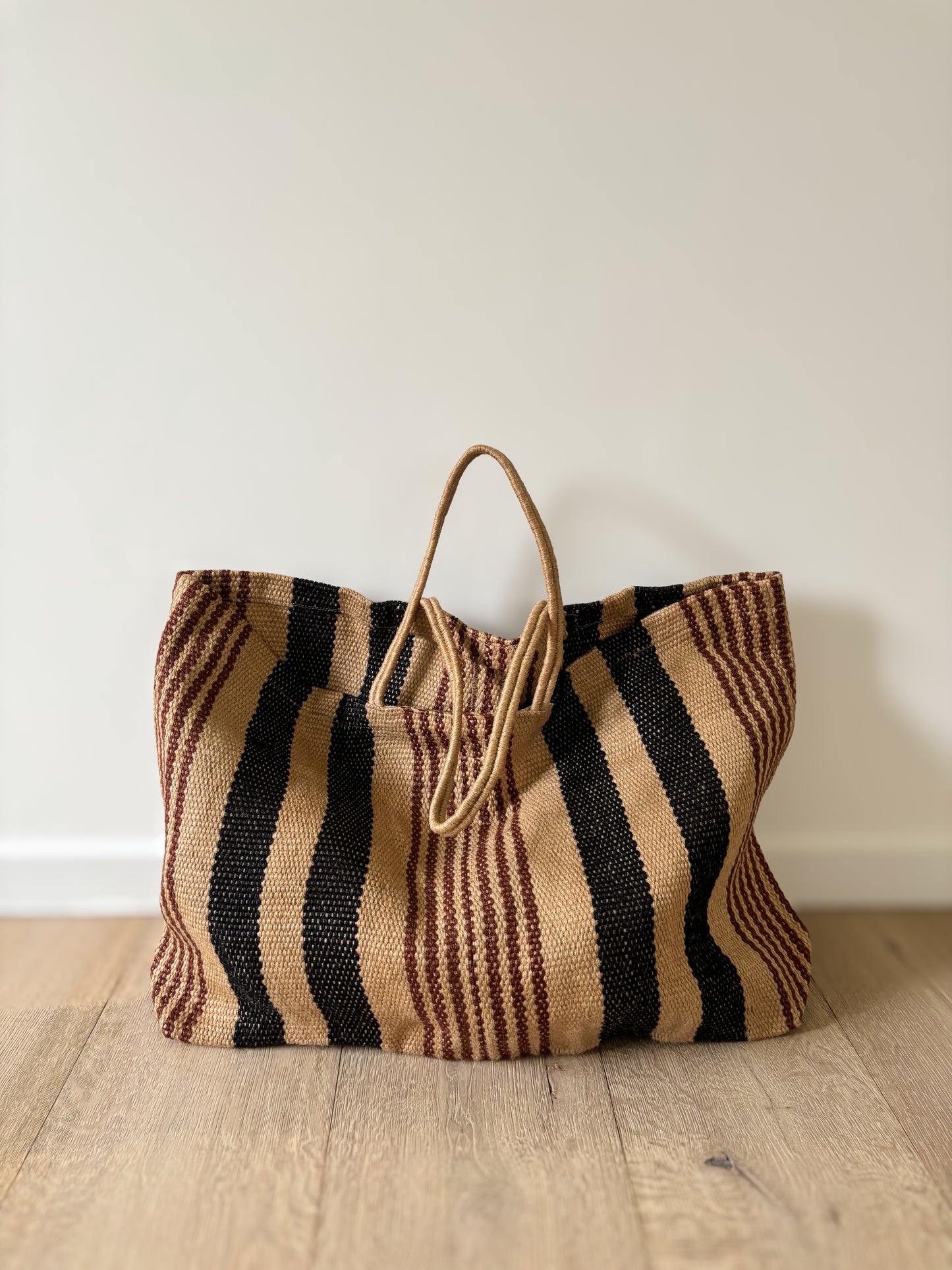 Jute bag red stripe