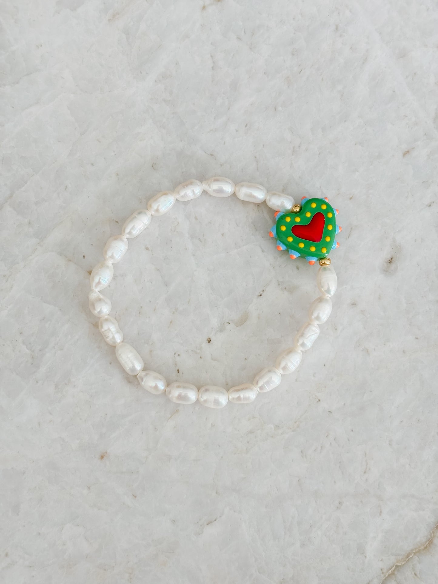 Pearl heart bracelet - green