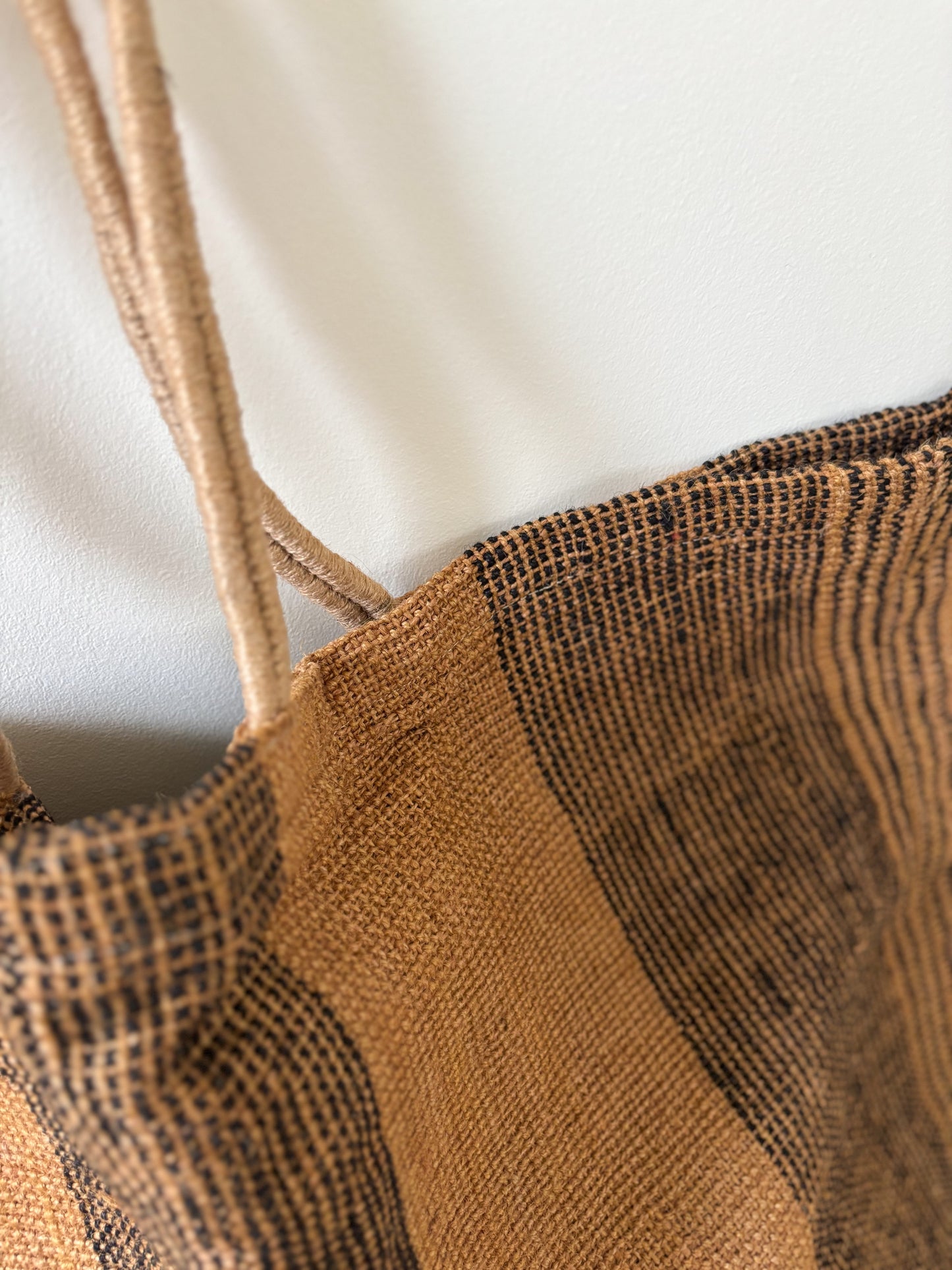Jute bag black stripe