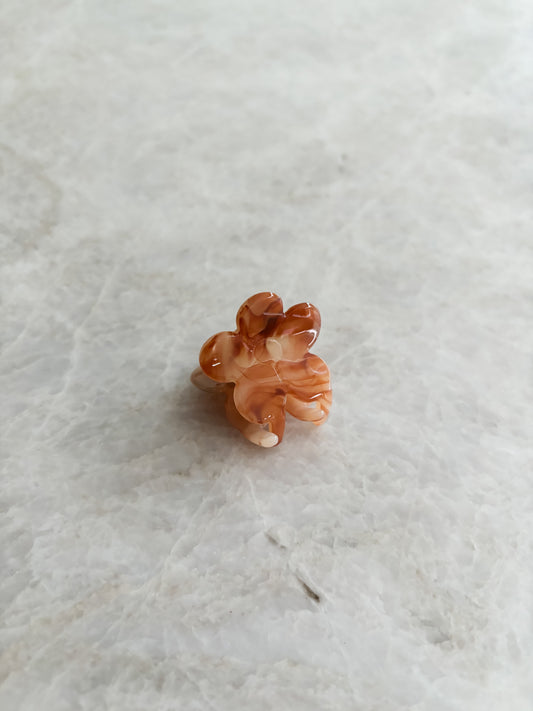 Flower mini hairclip - brown