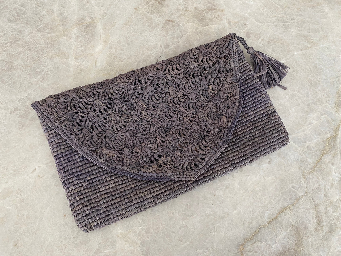 Raffia clutch