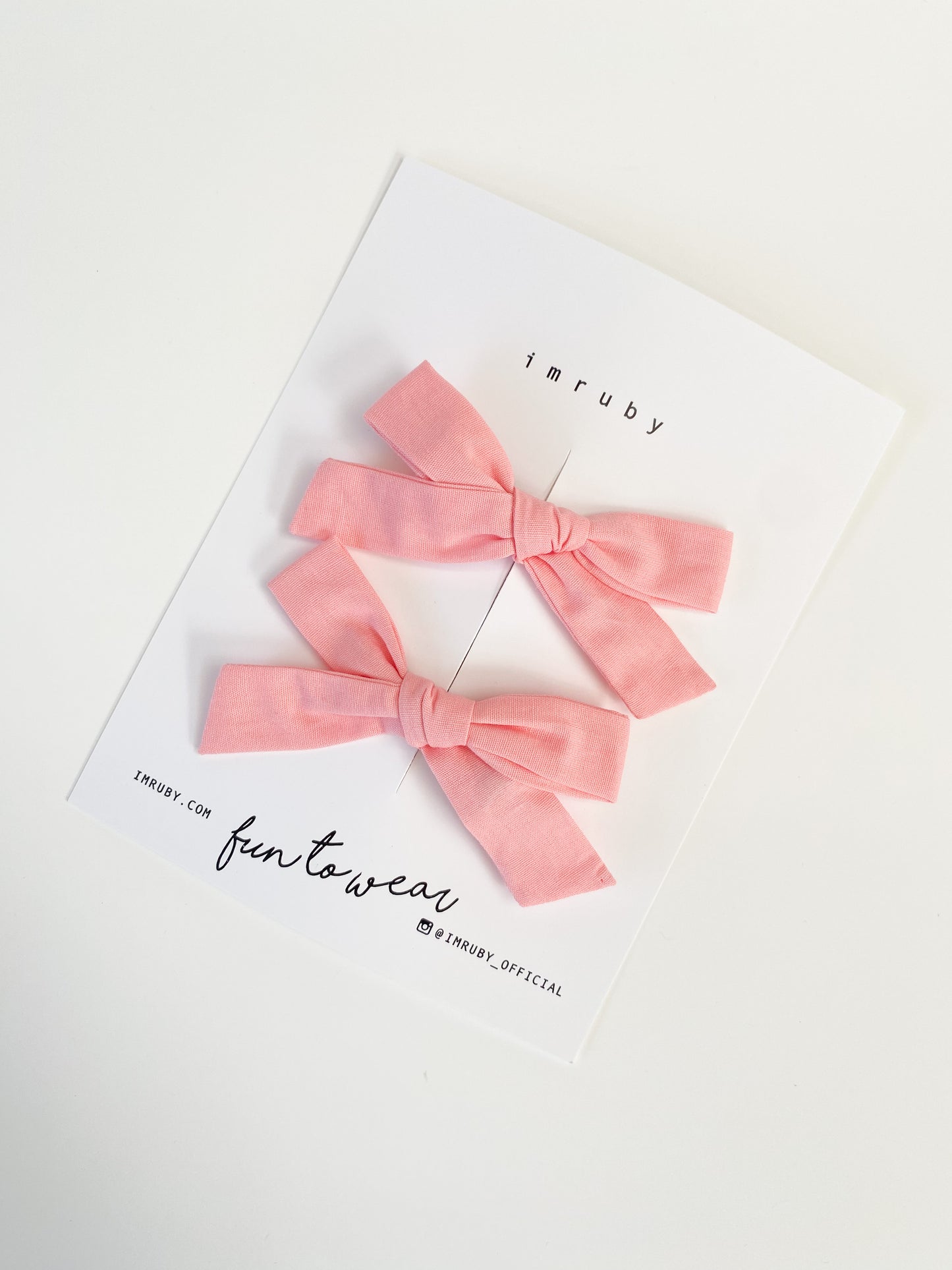 Bows pink
