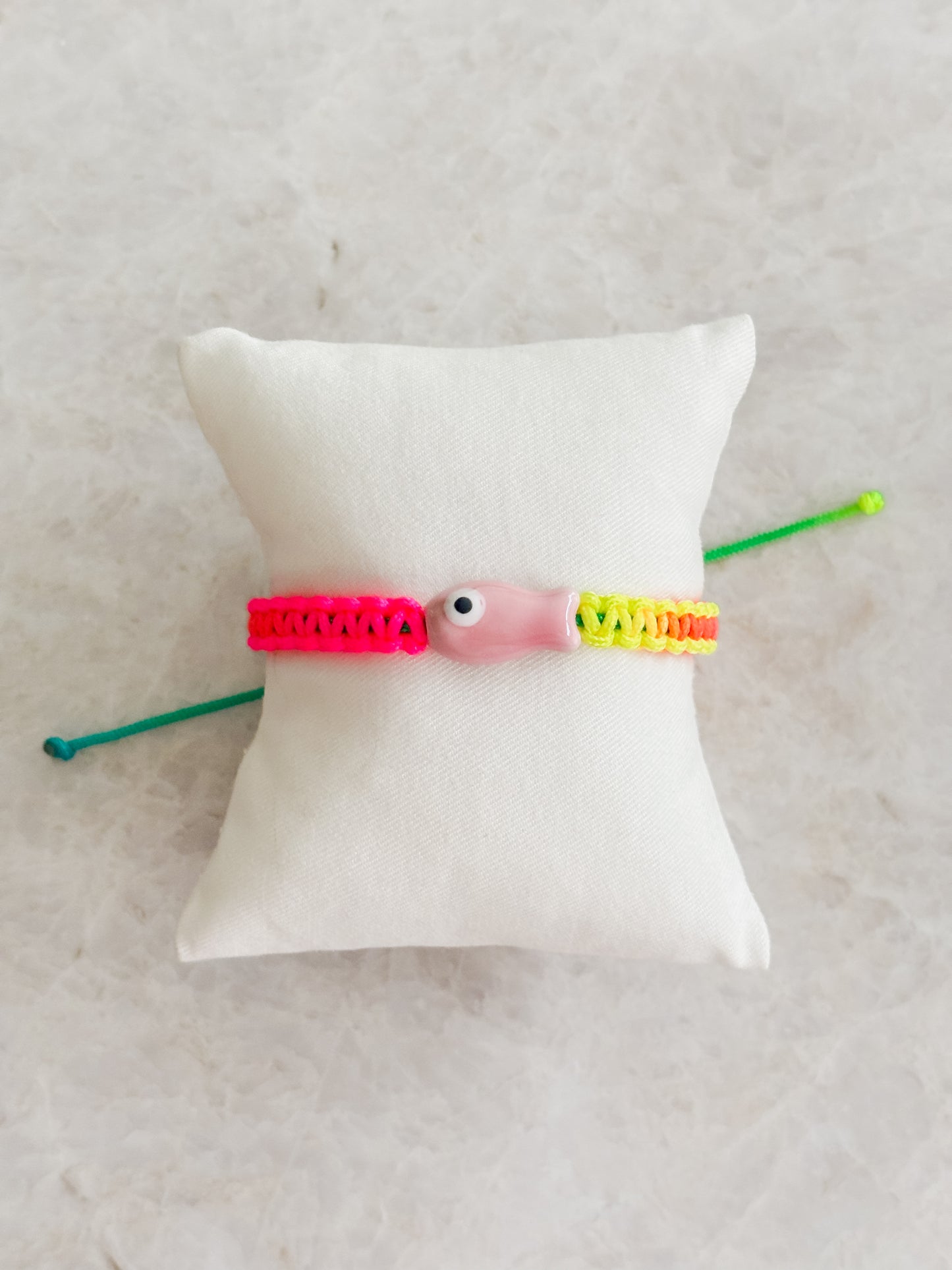 Fluo fish bracelet - pink
