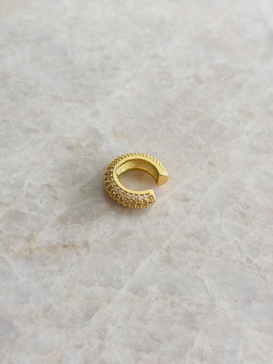 Ear cuff crystal