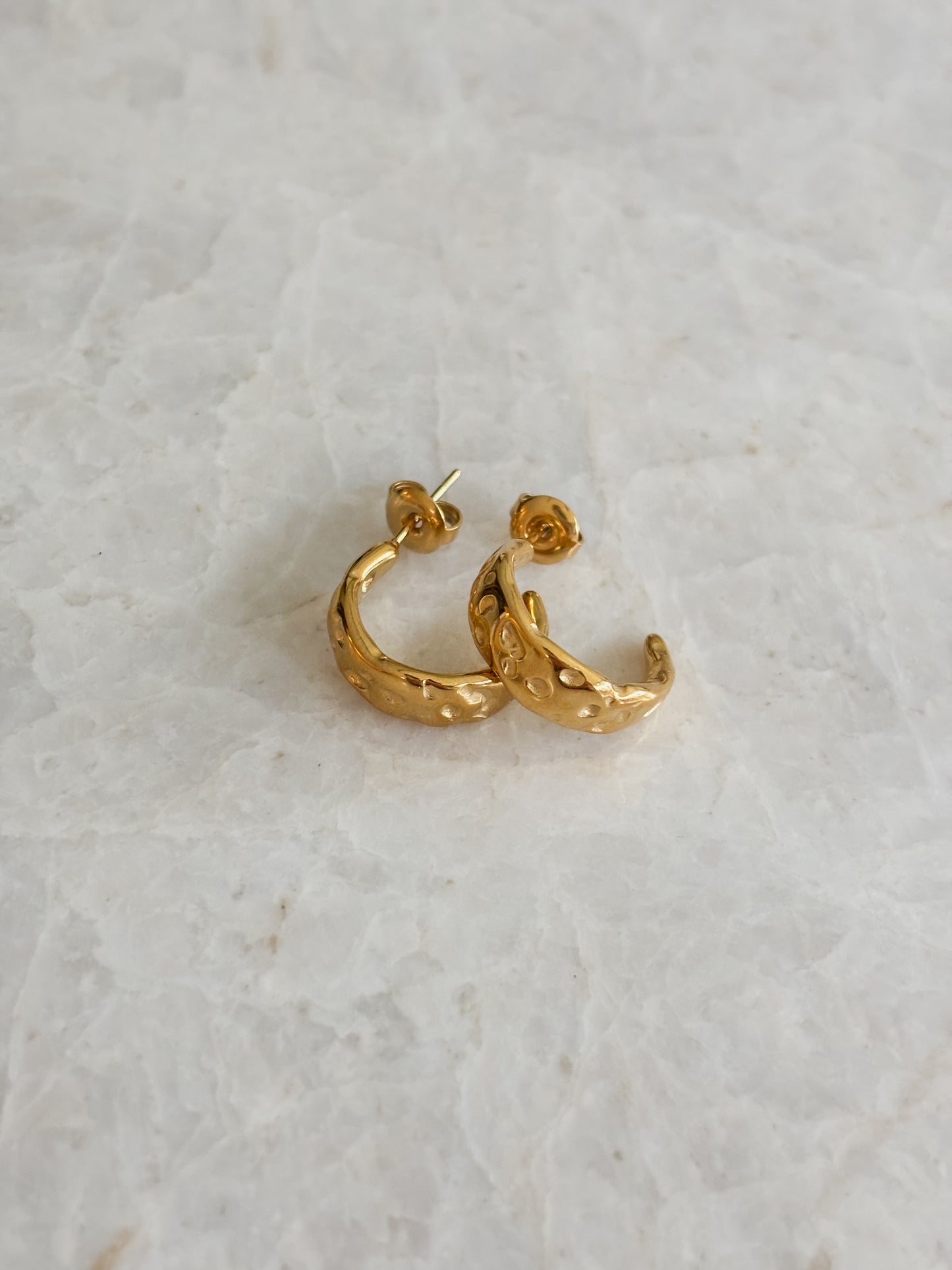 Eloise hoops
