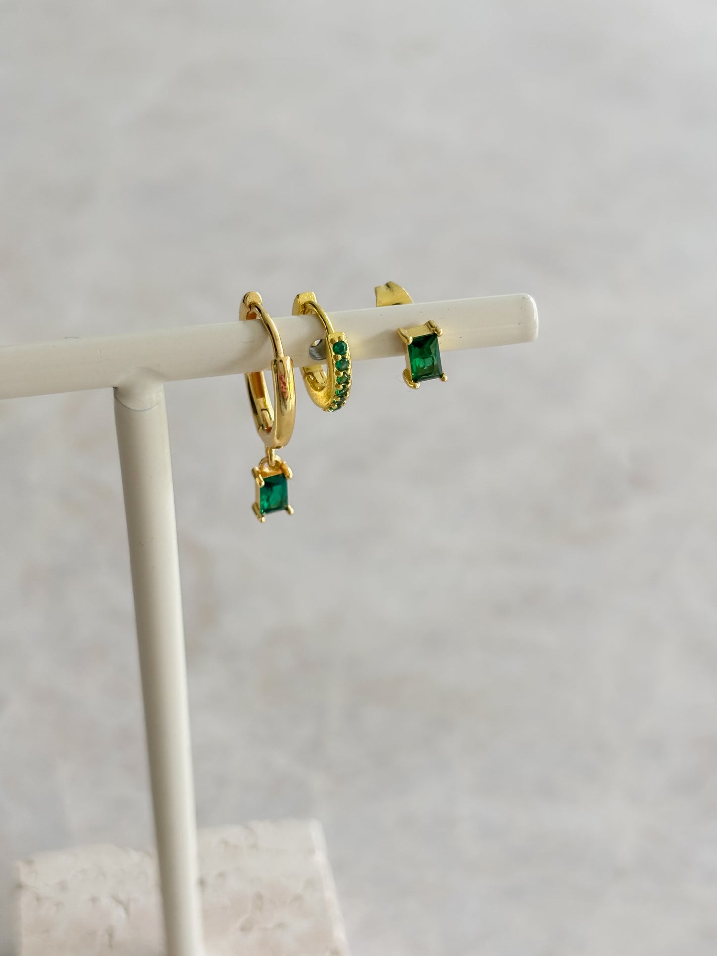 Cube stud - green