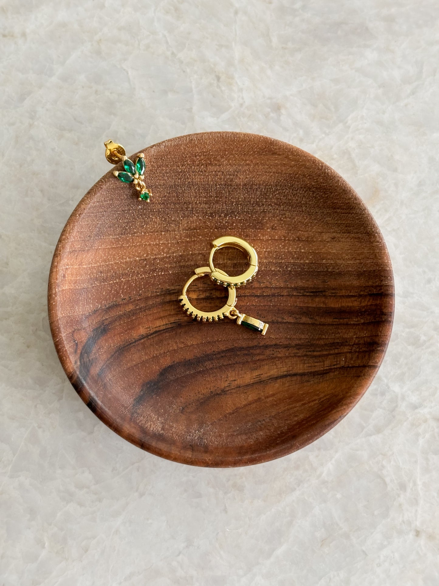 Charm stud - green