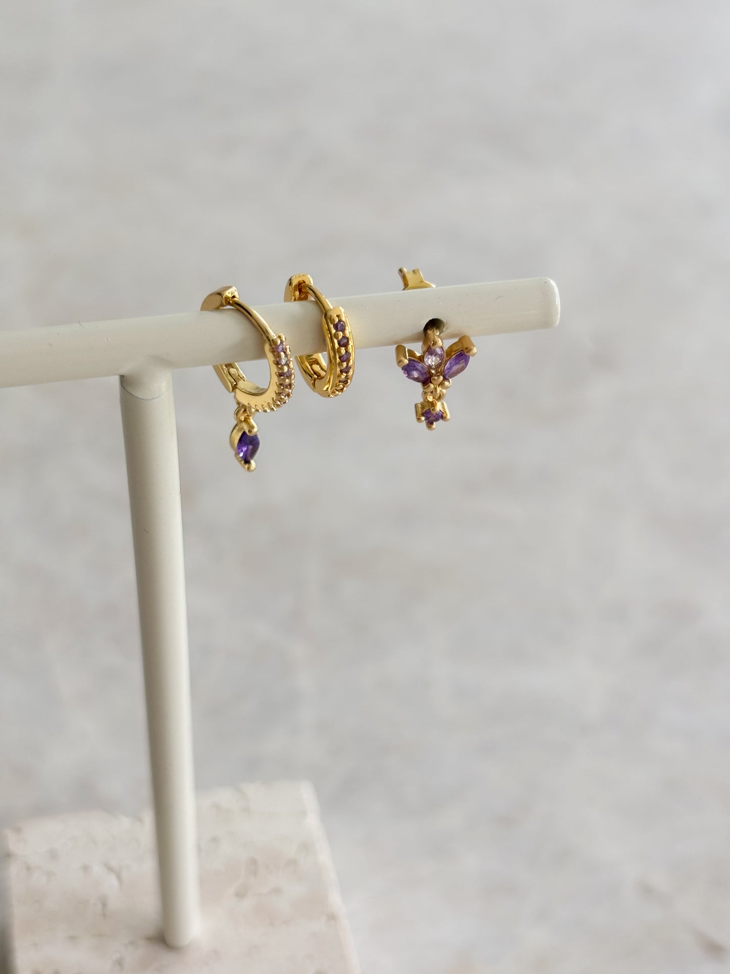 Charm stud - lila