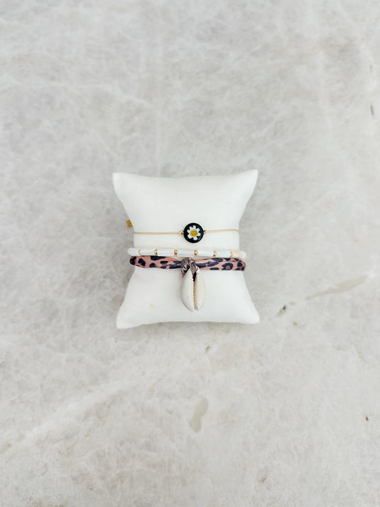 Shell - leo bracelet