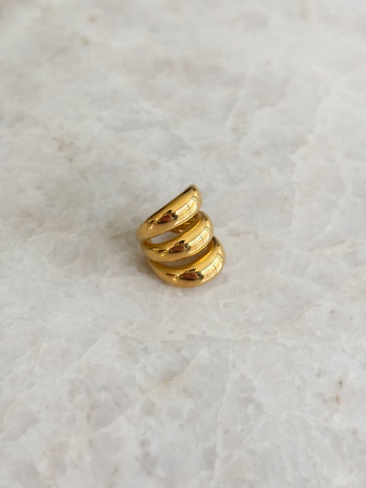 Ear cuff triple