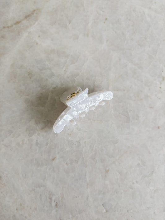 Hairclip white