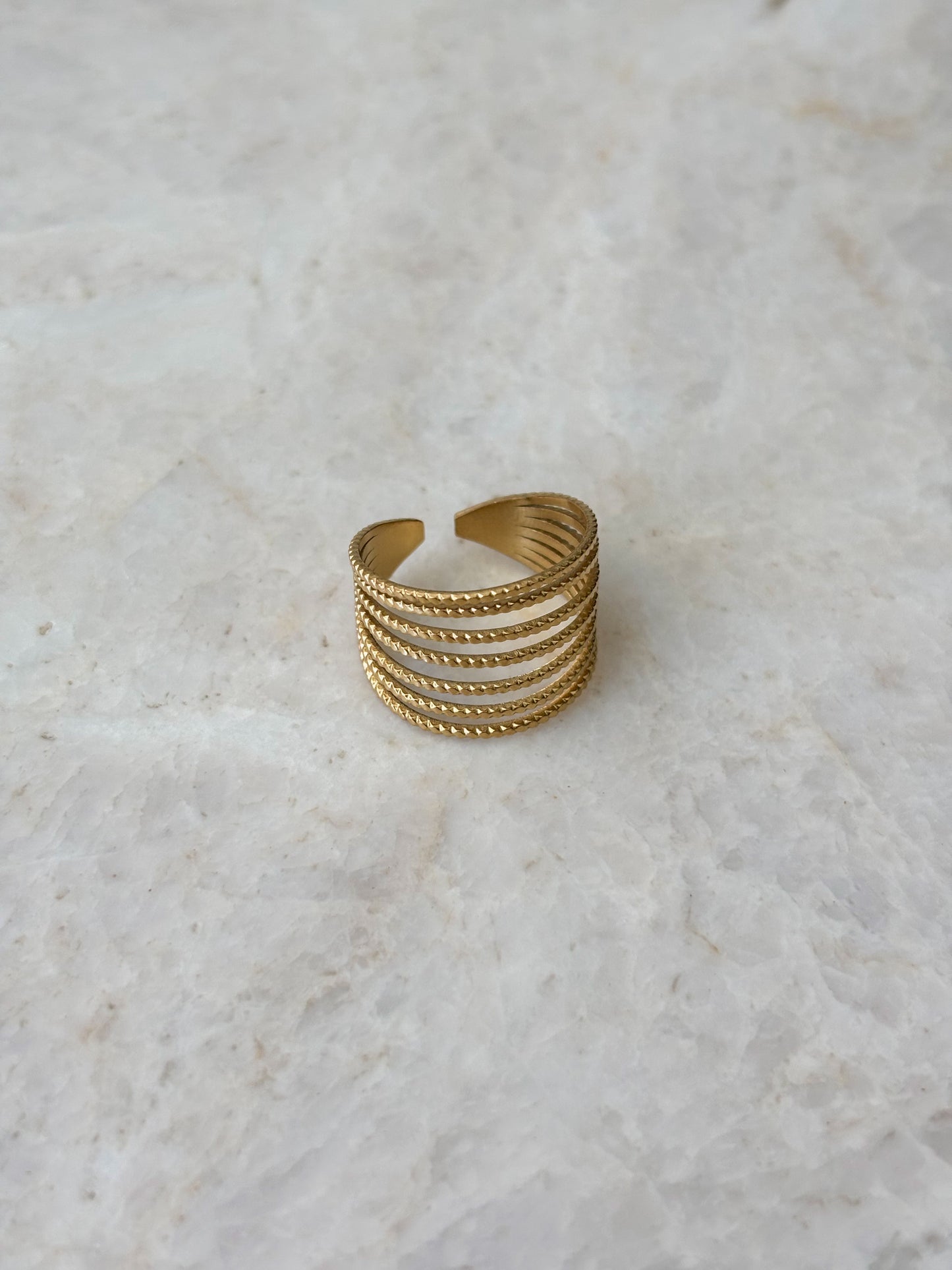 Tina ring