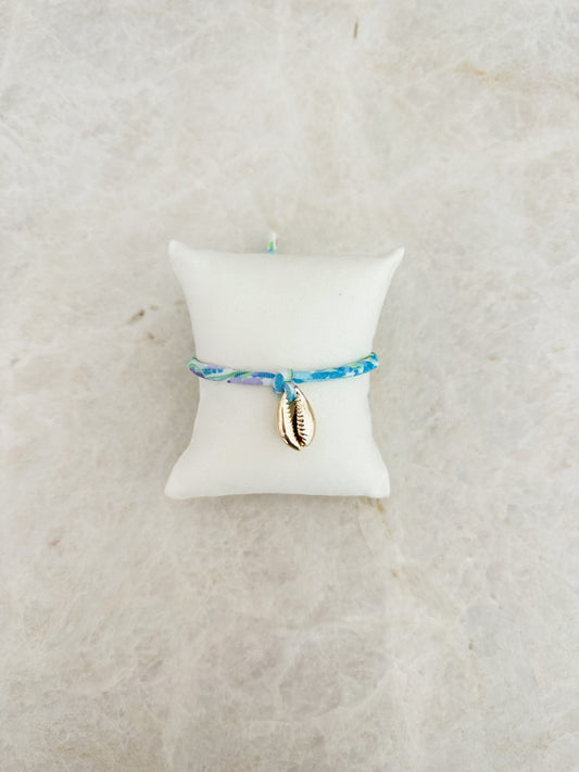 Shell - flower bracelet - gold
